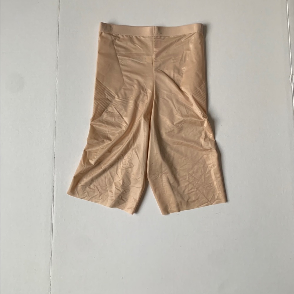 Spanx Control High-Waist Thigh Shaper - Picture 6 of 8